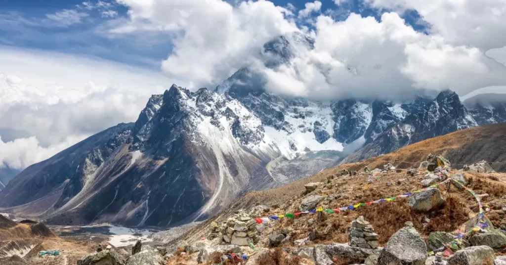 Poređenje Prideva: Mount Everest